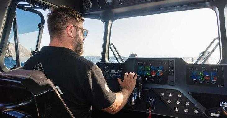 Chartern Sie motorboot in Alimos Marina - Rafnar 1200 Leisure