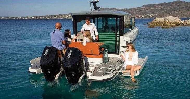 Louer bateau à moteur à Agios Kosmas Marina - Saxdor 320 GTC