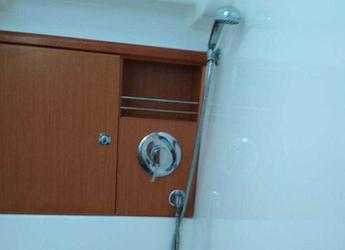 Rent a sailboat in Marina d'Arechi - Bavaria Cruiser 51 .