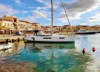 Rent a sailboat in Rhodes Marina - Sun Odyssey 440