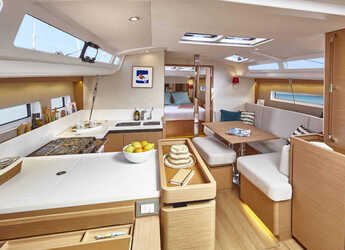 Rent a sailboat in Rhodes Marina - Sun Odyssey 440