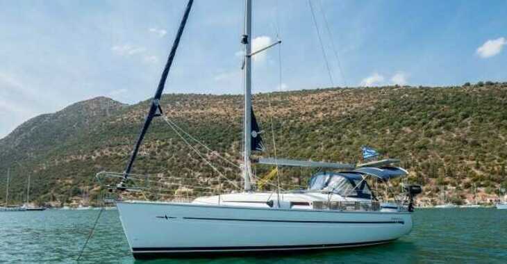 Rent a sailboat in Vliho Yacht Club - Bavaria Cruiser 32