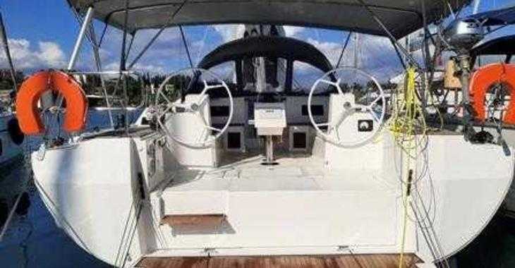 Rent a sailboat in Vliho Yacht Club - Bavaria C45 Holiday