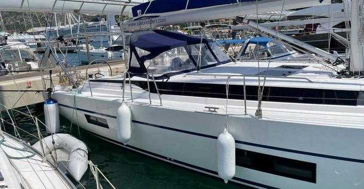 Rent a sailboat in Marina Frapa Dubrovnik - Bavaria C45 Holiday