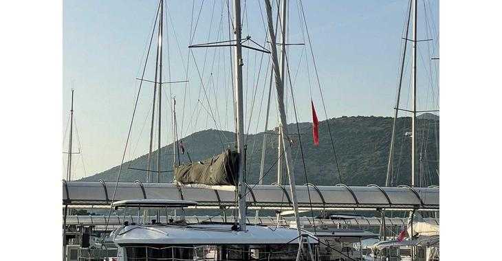 Rent a catamaran in Marina Frapa Dubrovnik - Lagoon 450 Sport