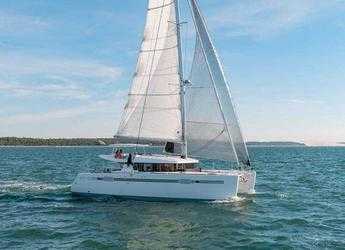 Rent a catamaran in Bilice Port - Lagoon 450 Sport