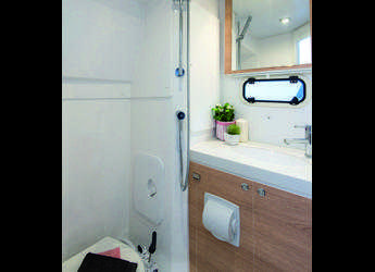 Rent a catamaran in Fort Burt Marina - Bali 5.4 4 cab