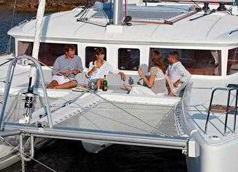Rent a catamaran in Anse Marcel Marina (Lonvilliers) - Lagoon 450 F - 4 + 2 cab.