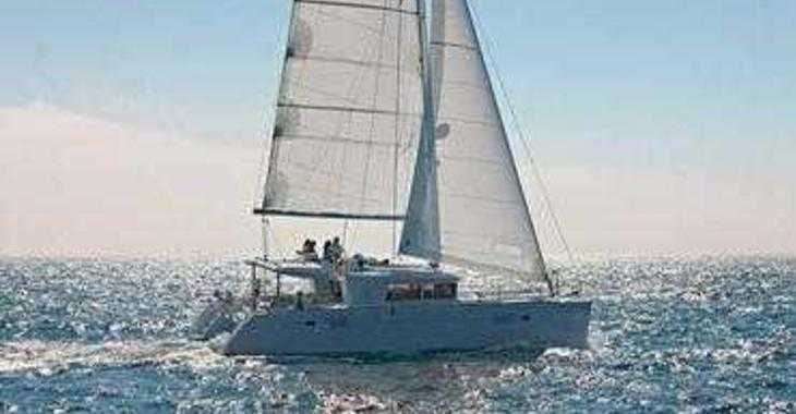 Rent a catamaran in Compass Point Marina - Lagoon 450 - 4 + 2 cab.