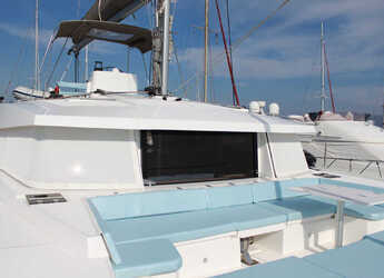 Rent a catamaran in Marina Uturoa - Bali 4.5 - 4 + 2 cab.