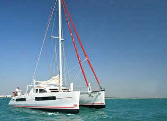Chartern Sie katamaran in Marina Uturoa - Catana 47 - 4 + 2 cab.