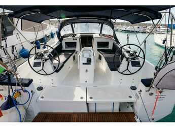 Chartern Sie segelboot in Marina Cala de Medici - Sun Odyssey 410