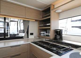 Rent a catamaran in Marina Sukosan (D-Marin Dalmacija) - Lagoon 46