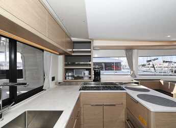 Rent a catamaran in Marina Sukosan (D-Marin Dalmacija) - Lagoon 46