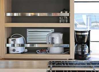 Rent a catamaran in Marina Sukosan (D-Marin Dalmacija) - Lagoon 46