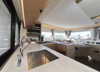 Rent a catamaran in Marina Sukosan (D-Marin Dalmacija) - Lagoon 46