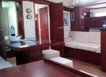 Chartern Sie segelboot in Finikas - Hanse 540e