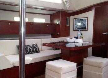 Chartern Sie segelboot in Finikas - Hanse 540e