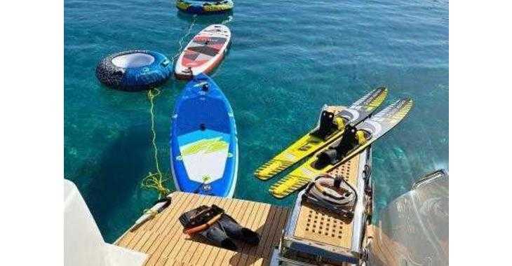 Chartern Sie katamaran in Marina Zeas - Lagoon 46 