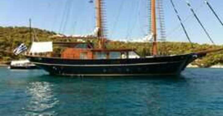 Rent a motorboat in Alimos Marina - Motor sailer