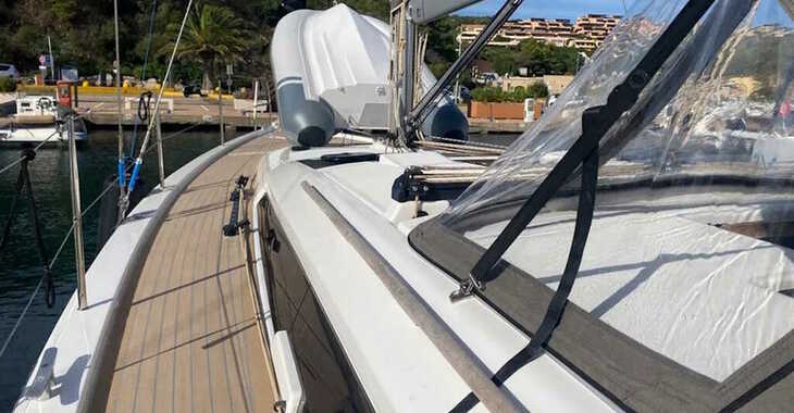Rent a sailboat in Marina di Portisco - Dufour 390 (2023)