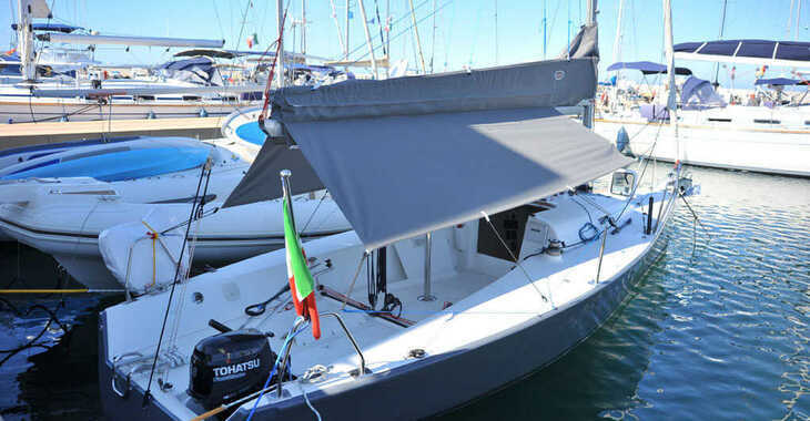Rent a sailboat in Marina di Asfodeli - Beneteau 25 Platu