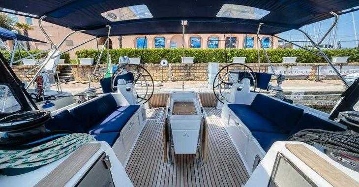 Rent a sailboat in Porto Olbia - Sun Odyssey 519