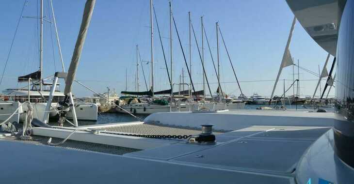 Rent a catamaran in Nea Peramos - Lagoon 42