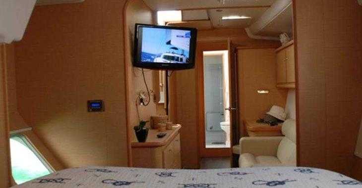 Rent a catamaran in Porto di Trapani - Lagoon 440