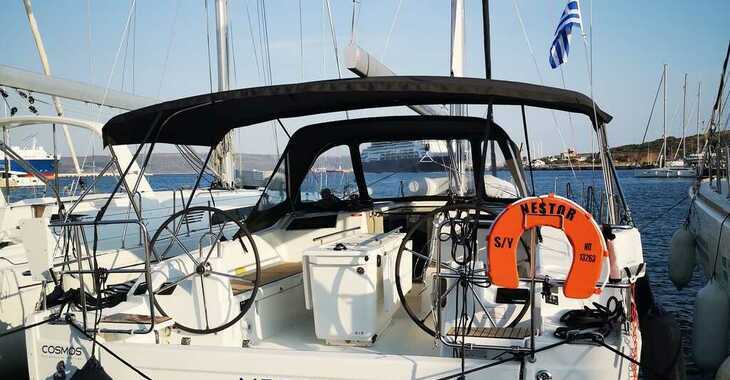 Rent a sailboat in Lavrion Marina - Oceanis 40.1