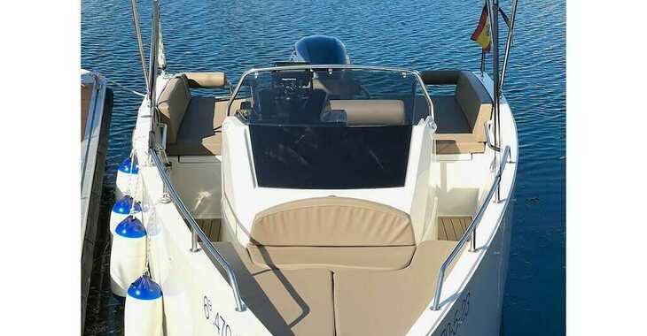 Rent a motorboat in Vigo  - Nuva M6 Open