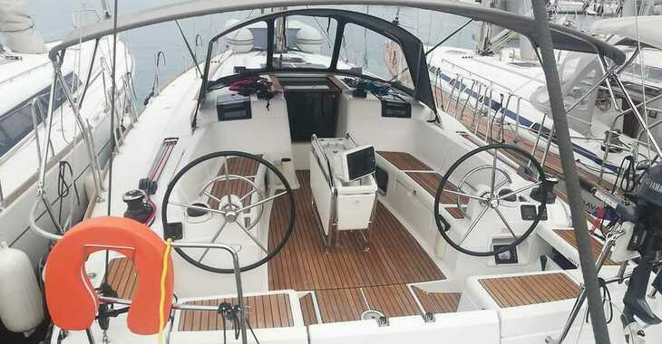 Rent a sailboat in Lavrion Marina - Sun Odyssey 439