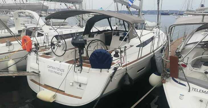Rent a sailboat in Lavrion Marina - Sun Odyssey 439