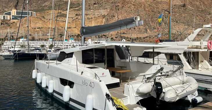 Alquilar catamarán en Port of Santa Eulària  - Isla 40