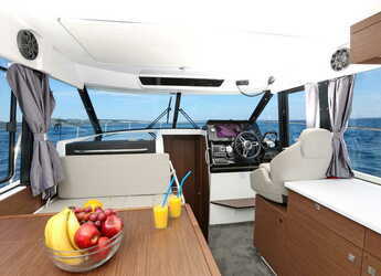 Chartern Sie motorboot in Zadar Marina - Merry Fisher 1095 