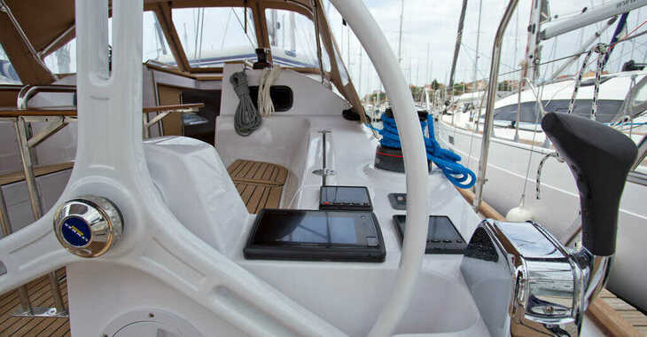 Rent a sailboat in Rabac - Elan Impression 40