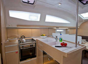 Alquilar velero en Rabac - Elan Impression 40