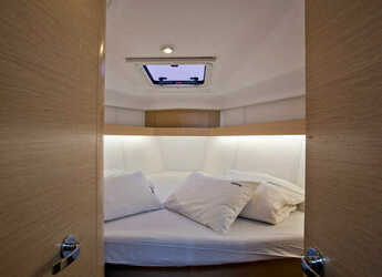 Alquilar velero en Rabac - Elan Impression 40