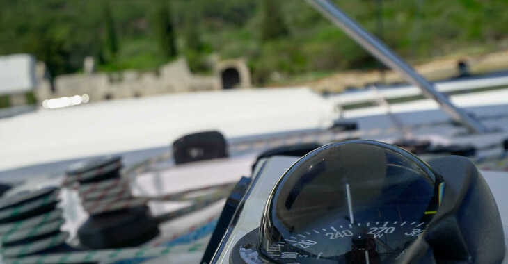 Rent a catamaran in Marina Baotić - Leopard 45