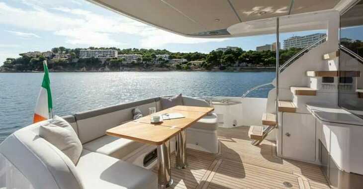 Chartern Sie yacht in ACI Marina Split - Princess 68