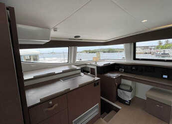 Rent a catamaran in Nanny Cay - Bali 4.8 - 5 cab.