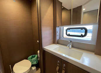 Rent a catamaran in Nanny Cay - Bali 4.8 - 5 cab.
