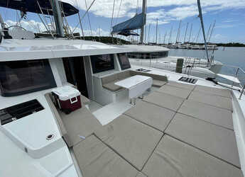Rent a catamaran in Nanny Cay - Bali 4.8 - 5 cab.