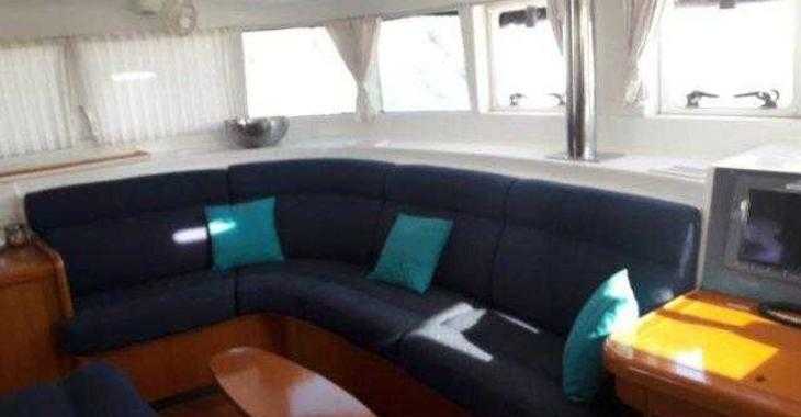 Rent a catamaran in Marina Eleusis - Lagoon 440