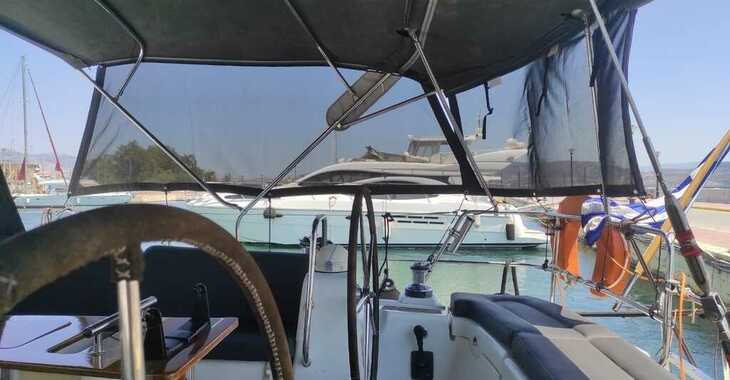 Rent a sailboat in Marina Eleusis - Oceanis 54
