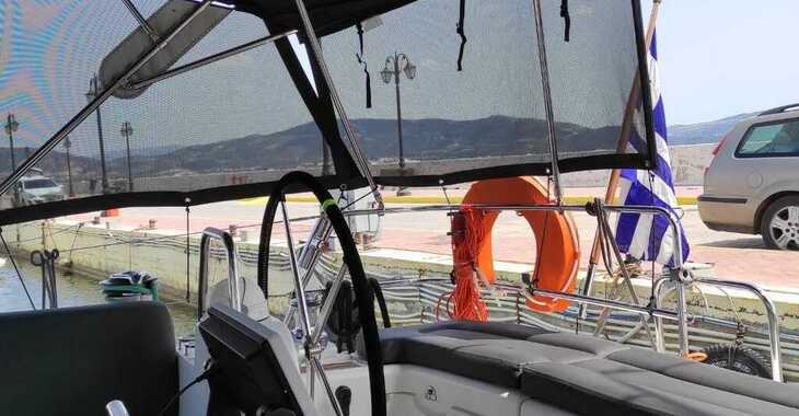Chartern Sie segelboot in Marina Eleusis - Oceanis 54