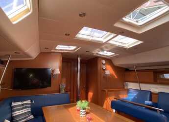 Alquilar velero en Marina Eleusis - Oceanis 54