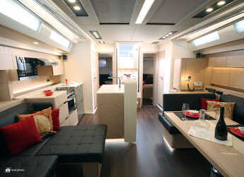 Rent a sailboat in Marina di Scarlino - Hanse 588