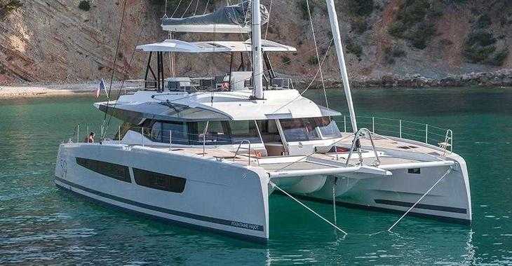 Rent a catamaran in Punta Ala - Samana 59 with owner cabin