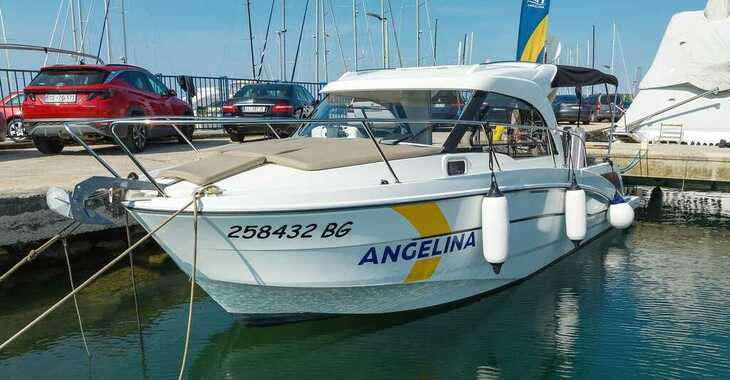Rent a motorboat in Sangulin Marina - Antares 8 OB